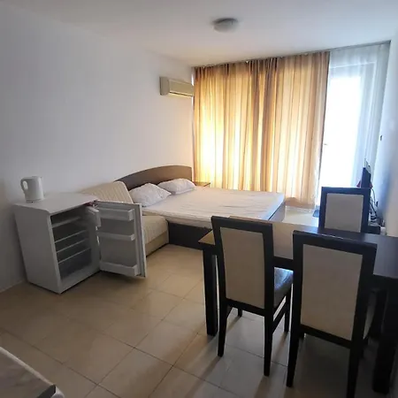 студио костови Apartament Święty Włas